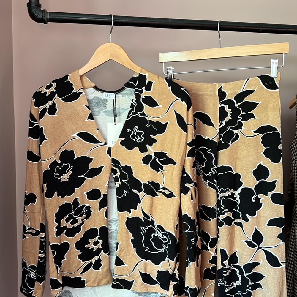 NWT Leset Flower Set - Shirt and Pants